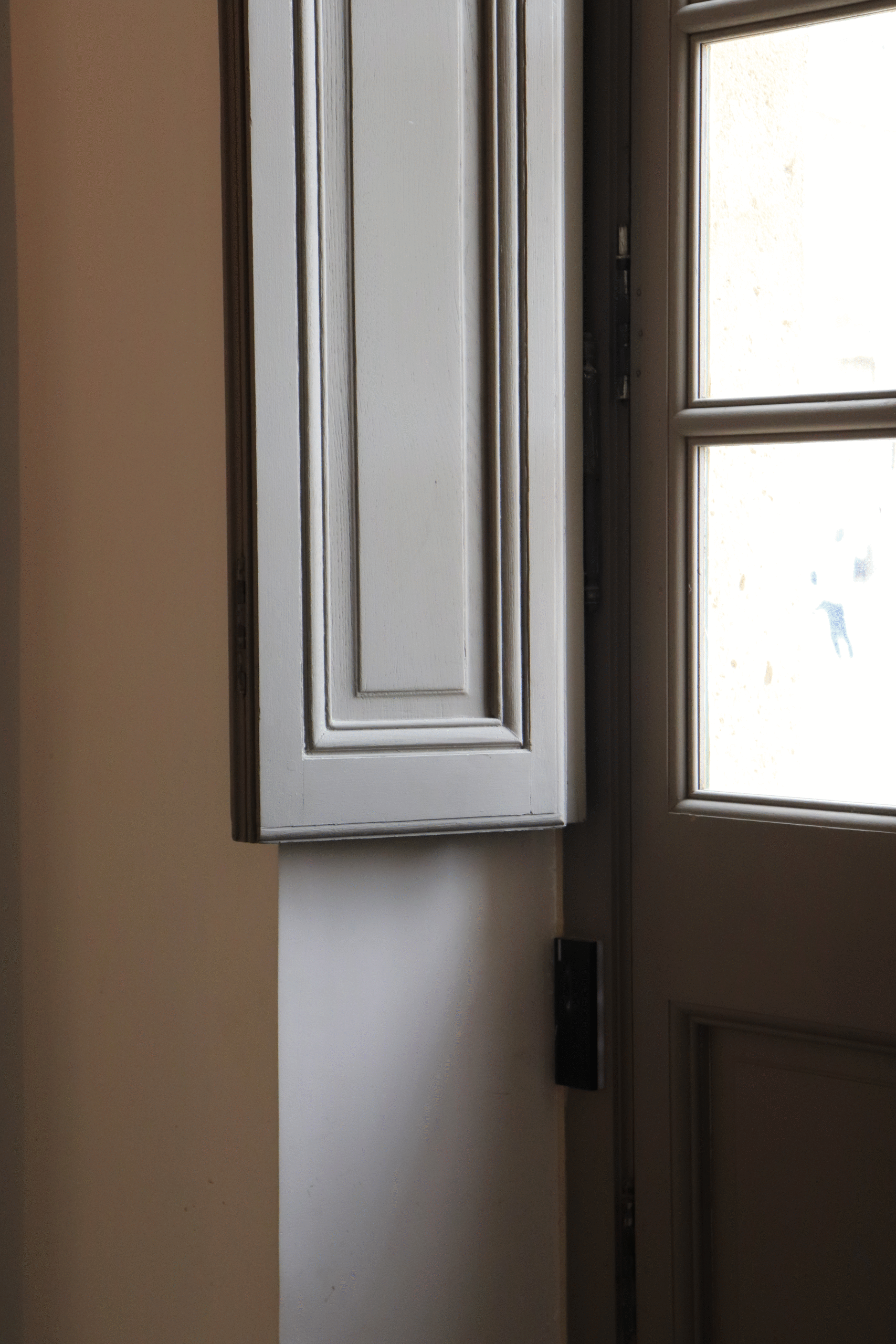 Primaires-naturels-pour-bois-et-supports