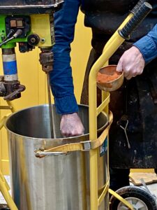 Fabrication de Norskyn, cuite à l'ancienne